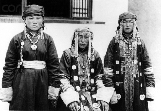 3 Mongolian Women In Traditional Clothes