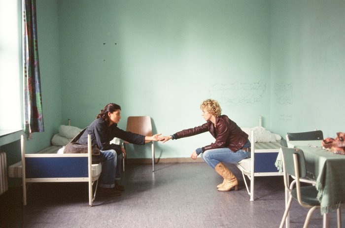 THE-EDGE-OF-HEAVEN-Pic1